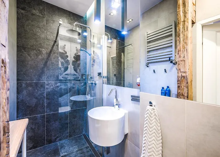 Lägenhet Apartament Przy Zurawiu *